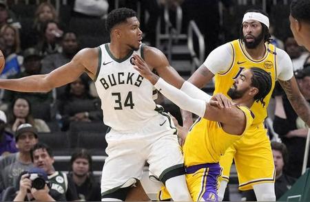 爱游戏中国-关于公牛不断突破！，纳达尔连续二十场比赛得分超过重返赛场上演精彩一战的信息-爱游戏中国